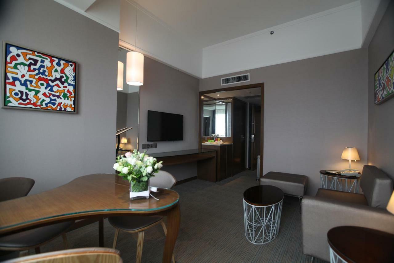 Rosedale Hotel Shenyang Exterior photo